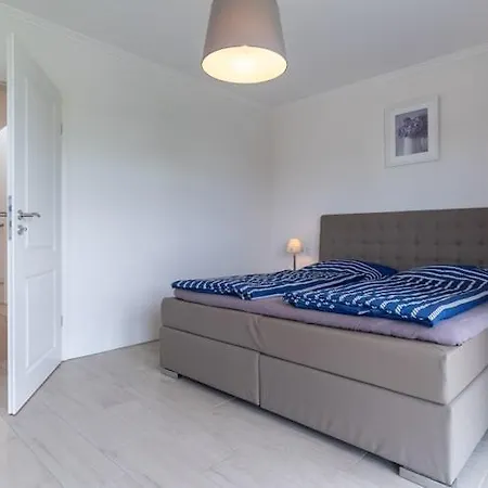 Doppelhaushaelfte Directly From Hafen Von Dom wakacyjny